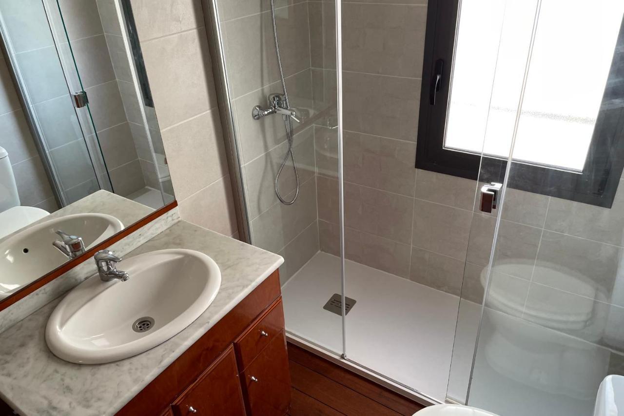 Apartment With Sea Views Next To The Beach Of Mar Bella Барселона Екстериор снимка