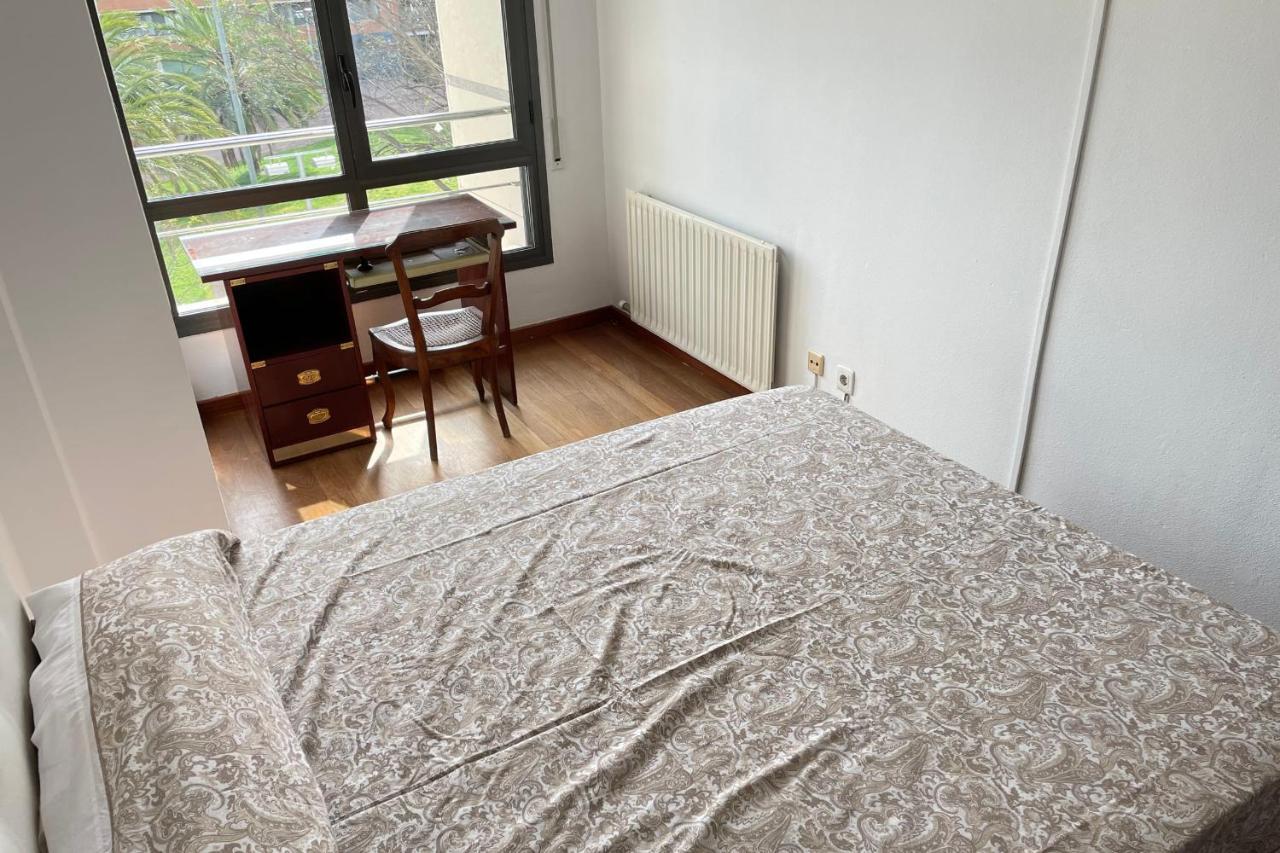 Apartment With Sea Views Next To The Beach Of Mar Bella Барселона Екстериор снимка