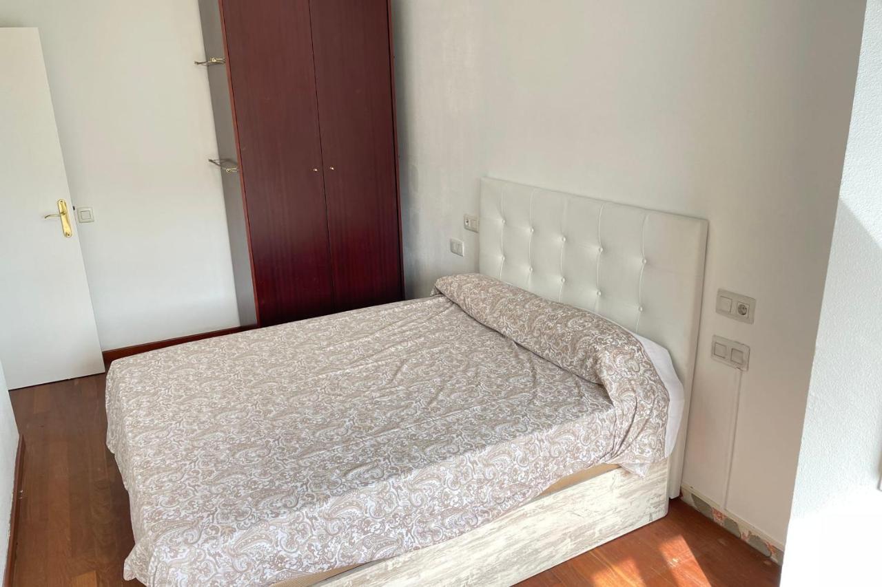 Apartment With Sea Views Next To The Beach Of Mar Bella Барселона Екстериор снимка