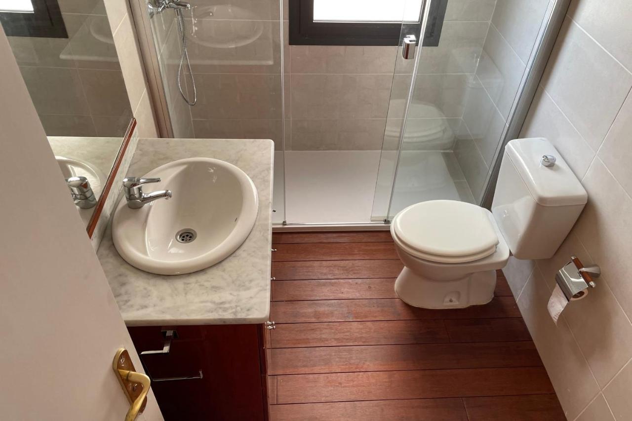 Apartment With Sea Views Next To The Beach Of Mar Bella Барселона Екстериор снимка